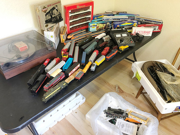 EstateSale028
